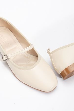 Trew Kadın Bej Bantlı Kemerli Hafif Babet 