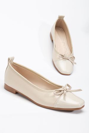 Lucas Kadın Bej Fiyonk Detaylı Günlük Babet