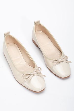 Lucas Kadın Bej Fiyonk Detaylı Günlük Babet