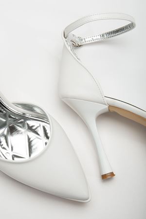 Edel Beyaz Cilt Platformlu Sivri Burunlu Kalın Topuklu Ayakkabı 