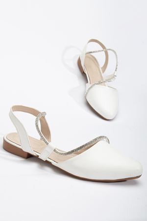 Zowie Kadın Beyaz Taşlı Arkası Kapalı Burunlu Ortopedik Babet  