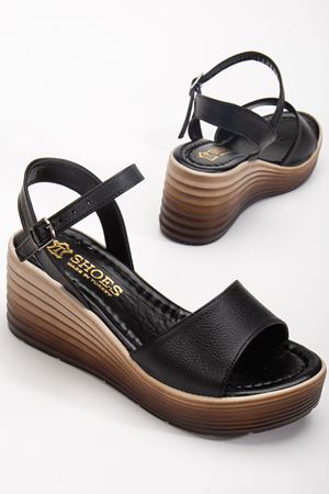 Daniel Kadın Siyah Cilt Günlük Ortopedik Taban Sandalet 