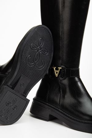 Kadın Siyah Parlak Cilt Toka Detaylı Çizme