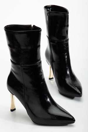 Kadın Siyah Rugan Sivri Burun İnce Topuklu Bot  