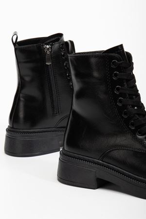 Kadın Parlak Günlük Siyah Cilt Kalın Tabanlı Postal Bot 