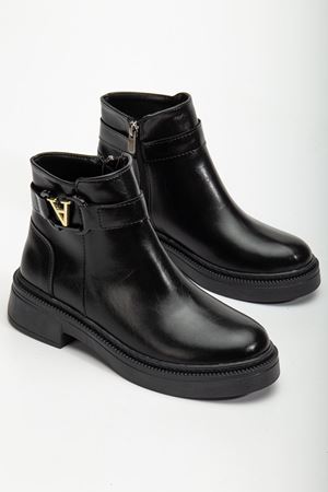 Kadın Tokalı Soğuk Geçirmez Parlak Siyah Kışlık Bot  