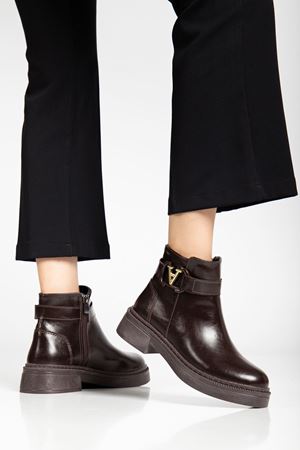 Kadın Tokalı Soğuk Geçirmez Parlak Kahverengi Kışlık Bot  