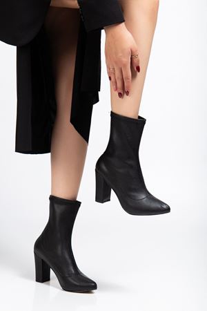 Kadın Siyah Streç Cilt  Sivri Burun Kalın Topuklu Bot