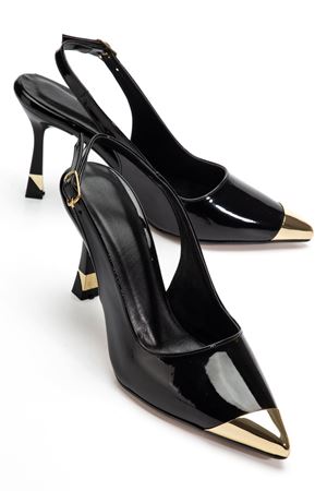 Kadın Siyah Rugan Gold Burun Detaylı Özel Tasarım İnce Topuklu Stiletto 