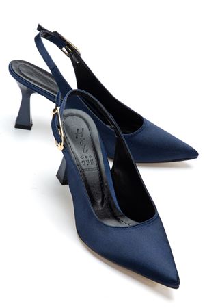 Kadın Lacivert Saten Arka Açık Sivri İnce Topuklu Ayakkabı 