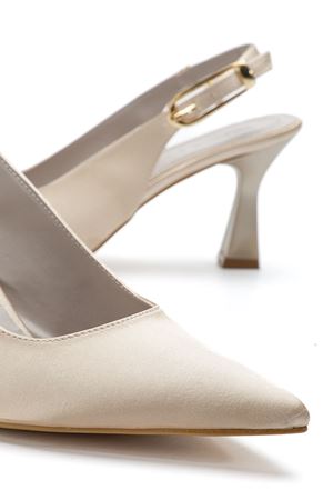 Kadın Bej Saten Arka Açık Sivri İnce Topuklu Ayakkabı 