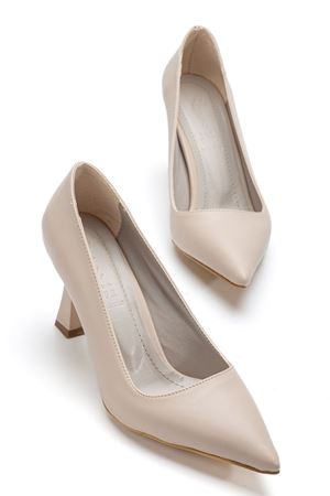 Kadın Bej Cilt Sivri Burun İnce Topuklu Stiletto