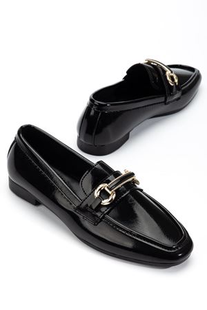 Kadın Siyah Parlak Cilt Toka Detaylı Hafif Ortopedik Babet   