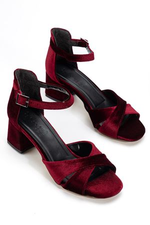 Rosita Bordo Kadife Detaylı Topuklu Kadın Ayakkabı  