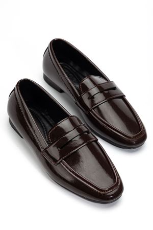 Kadın Acı Kahve Rugan Klasik Düz Taban Hafif Ortopedik Babet  