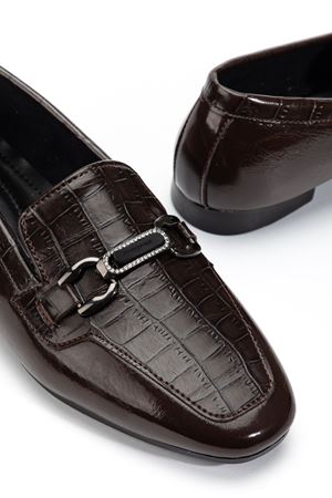 Kadın Acı Kahve Crocodile Parlak Cilt Tokalı Babet  