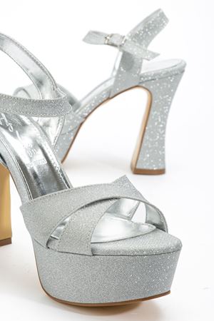 Kadın Gümüş Simli Arka Açık Platform Topuklu Abiye Ayakkabı 