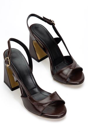 Kadın Kahve Parlak Cilt Özel Ökçe Klasik Topuklu Ayakkabı 