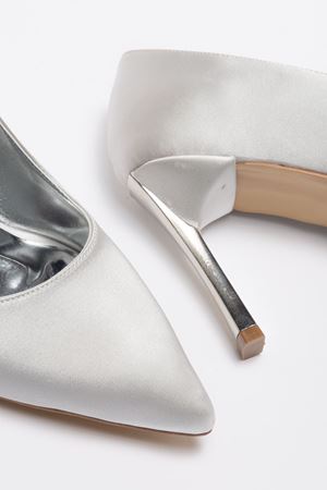 Kadın Gümüş Saten Gold Ökçe Sivri Burun İnce Topuklu Stiletto