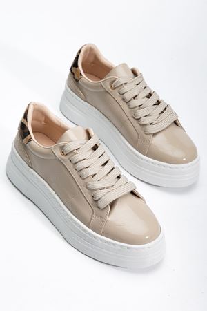 Kadın Bej Rugan Poli Taban Leopar Desenli Bağcıklı Yüksek Spor Ayakkabı