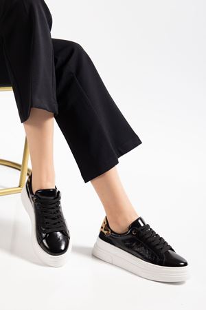 Kadın Siyah Rugan Poli Taban Leopar Desenli Bağcıklı Yüksek Spor Ayakkabı  