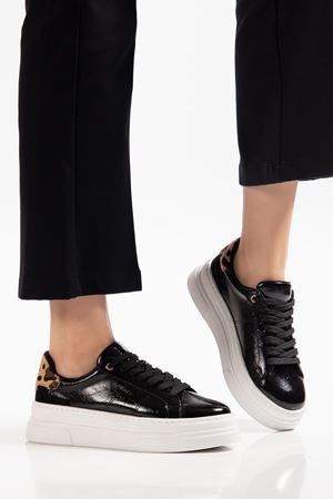 Kadın Siyah Rugan Poli Taban Leopar Desenli Bağcıklı Yüksek Spor Ayakkabı  