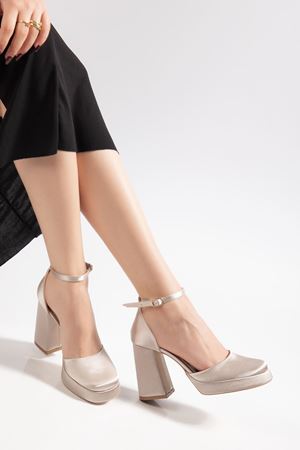 Migo Kadın Krem Saten Platformlu Kapalı Burunlu Kalın Topuklu Ayakkabı 