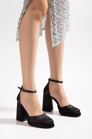 Migo Kadın Siyah Saten Platformlu Kapalı Burunlu Kalın Topuklu Ayakkabı