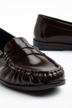  Kadın Acı Kahve Parlak Cilt Termo Kaymaz Taban Babet