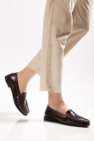  Kadın Acı Kahve Parlak Cilt Termo Kaymaz Taban Babet