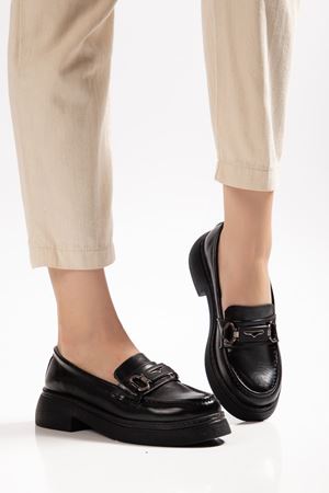 Dayna Kadın Siyah Parlak Cilt Yüksek Tabanlı Tokalı Loafer Ayakkabı   