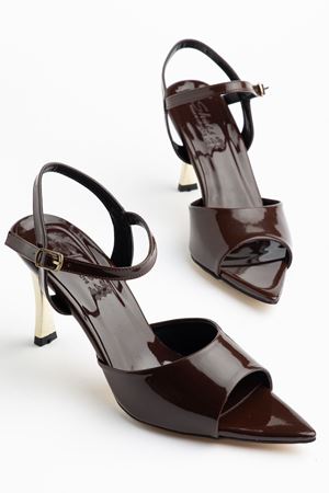 Kadın Acı Kahve Rugan Burnu Açık Gold Ökçe Topuklu Ayakkabı  