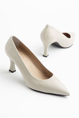 Kadın Bej Cilt Hakiki Deri Sivri Topuklu Stiletto  