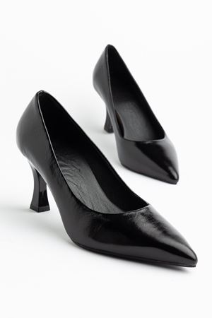 Kadın Siyah Rugan Hakiki Deri Sivri Topuklu Stiletto   