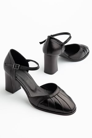 Kadın Siyah Hakiki Deri Klasik Topuklu Ayakkabı