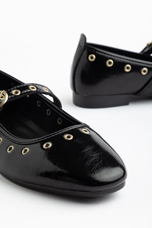 Kadın Siyah Rugan Gold Detaylı Baretli Babet   