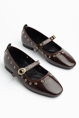 Kadın Acı Kahve Rugan Gold Detaylı Baretli Babet    