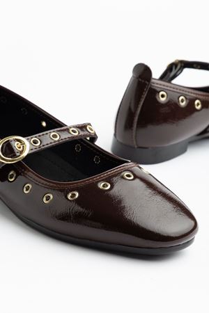 Kadın Acı Kahve Rugan Gold Detaylı Baretli Babet    