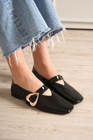 Kadın Siyah Babet Rugan Kalp Tokalı Ortopedik Rahat  