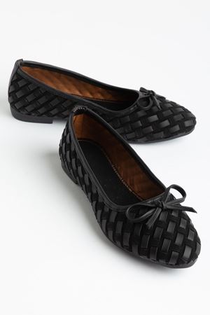 Bero Kadın Siyah El Örgüsü Fiyonklu Ortopedik Babet