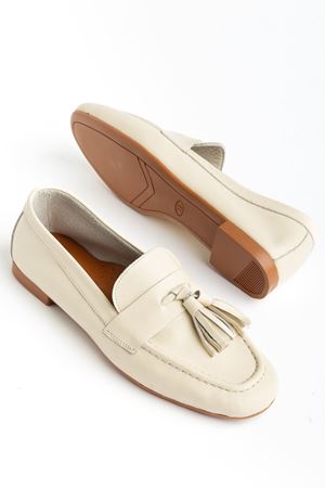 Mono Bej Hakiki Deri Püskül Detay Düz Taban Kadın Babet - kopya