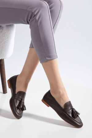 Mono Kahverengi Hakiki Deri Püskül Detay Düz Taban Kadın Babet 