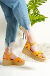 Olezka Sarı Çapraz Bant Dolgu Topuklu Ayakkabı