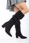 Kadın Siyah Süet Körüklü Uzun Sivri Burunlu Topuklu Çizme