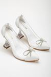 Beyaz Stiletto Taşlı Cilt Şeffaf  Topuklu Ayakkabı 
