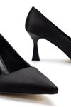 Kadın Siyah Saten Sivri Burun İnce Topuklu Stiletto 