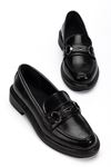 Kadın Siyah Rugan Tokalı Loafer Ayakkabı  